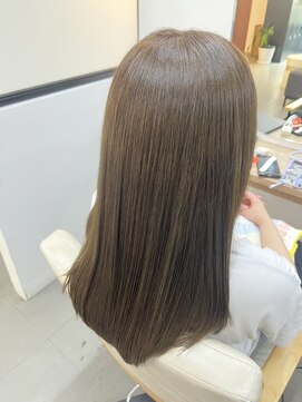 ヘアーアートシフォン 池袋西口店(Hair art chiffon) ハッシュカット/グレージュ/デザインカラー/白髪ぼかし/縮毛矯正