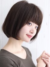 【前髪】 前髪は1mmの違いにもこだわりを。