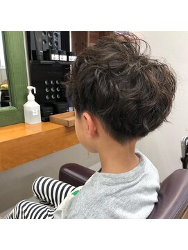 プラッキー(PLUCKY) キッズスパイラルパーマ