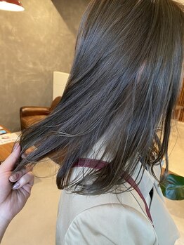 シュシュ(Chou-Chou)の写真/【高槻駅徒歩3分/半個室】最上級ハホニコトリートメントで栄養をたっぷり含んだ、キラッと潤う艶々の美髪に