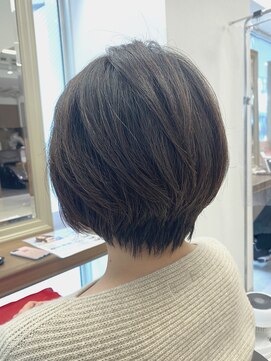 アッシュ 下北沢店(Ash) シンプルショートボブ