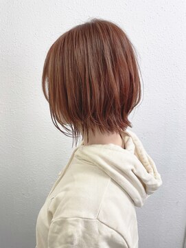 ジェナ(Jena) 外はねショートボブ×イルミナサンセットピンク