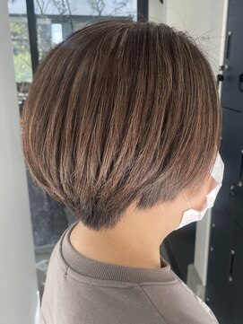 インチェルシー(in chelsea) 【白髪ぼかしハイライト】ハンサムショート