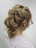 アールエーサロンモノクロ 秋葉原(RA SALON モノクロ)&nbsp;長さだしポニーテール