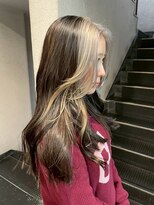 パーミル ルモ クマモト(permille ‰ LUMO Kumamoto)&nbsp;ホワイトベージュ×レイヤー