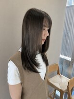 オクユキ(OKUYUKI) 顔周りレイヤーとオリーブカラー