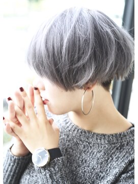 シーン(hair design SCENE) 《SCENE 林 担当♪ 》シルバーヘア♪ツーブロックショート♪