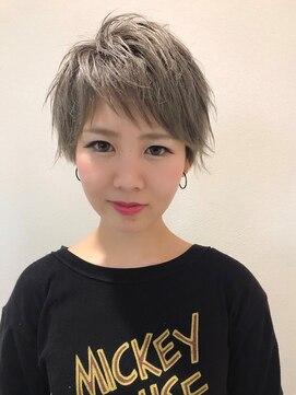 コルテ(corte) ハイトーンショート【corte/別府】