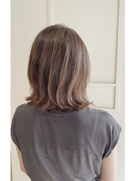 シーバイシー(CxC) 外ハネ/カジュアルボブ/ハイライト