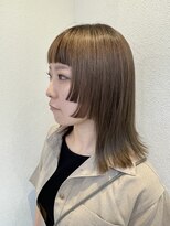 バルコニー(Valcony) 個性派な顔周りのミディ