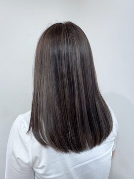 エニィ 池袋西口(Any) 黒髪/グレーベージュ/レイヤーロング/前髪パーマ/池袋