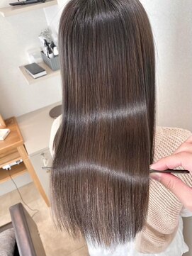 ジーナ 札幌大通(Zina) 透け感ラベージュ