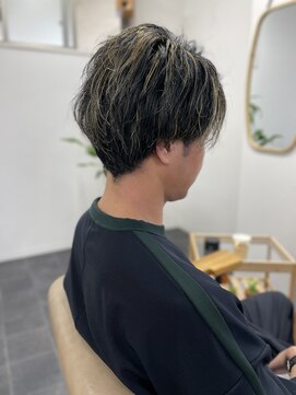 ランデブー(Rendez-vous) メンズハイライト/センターパーマ【堺市/浅香山】