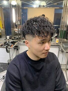 メリケンバーバーショップ フクオカ(MERICAN BARBERSHOP FUK) べリーショートダークアッシュニュアンスパーマ韓国マッシュ