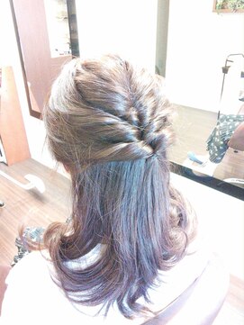 ヘアメイク ビス(Hair Make Bis.) ロングレイヤースタイル