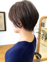 アテナ 六本松店(ATENA) 大人クール　前下がり　丸みショート