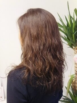 アット(atto) ふるふわパーマ