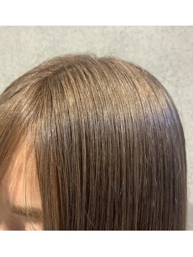 ヘアサロンM 新宿 シアグレージュ