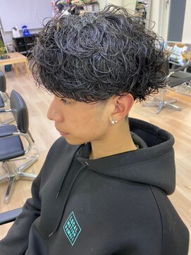 ウェイビーエフティフィフス 横浜西口(WAVEY ft.fifth) 波巻きスパイラルパーマツーブロックツイストパーマ無造作パーマ