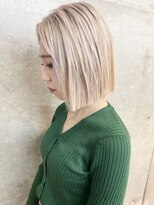 セル(CELL)&nbsp;ハイトーンカラー×切りっぱなしボブ　モード