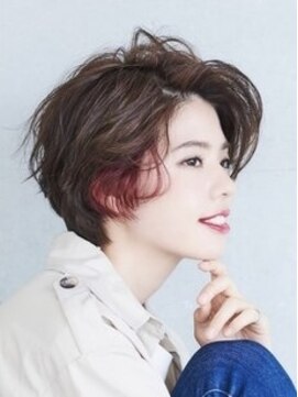 エチカ(ECHICA) カット×インナーカラー