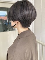 ロカ(roka) 切りっぱなし 前下がりハンサムショート マッシュショート