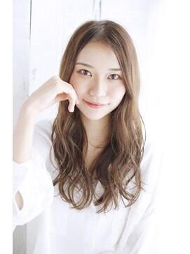 シュシュット(chouchoute) レイヤーカットウェットヘアデザインカラーオリーブベージュ/033