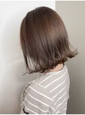 くびれボブミニウルフ透明感シルバーアッシュグレージュカラー
