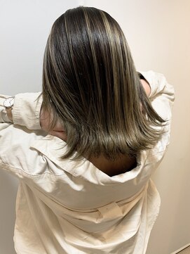 ライフ 星田店(Lyfe) ダブルカラーデザイン_ミディアムボブ似合わせカット_160