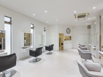 ヘア リゾート ココ(hair resort cocok)の写真/乾かすだけでキマる、大人のための上質カット☆朝のセットが驚くほどラクに！再現性ともちの良さ◎