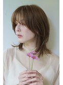 パーソナルカラー春タイプ　軽めの菱形ミディアムレイヤー