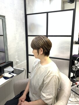 イーズ バイ インス(Yeeee.s by INCE) 白髪ぼかし/白髪改善カラー/ショート/透明感カラー/脱白髪染め