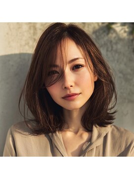 メルバ(Melva) 前髪なし　外ハネミディアム