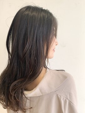 アンダーバーホワイト 広島 本通店(_WHITE) 【透け感】ニュアンスカラー×レイヤーカット