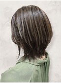 艶感大人ショートヘア×白髪ぼかしハイライト
