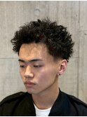2519黒髪スペインカールツーブロックツイストスパイラルパーマ