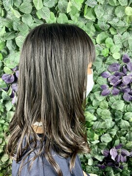 ビューティドレッセヤマノ 池袋パルコ(Beauty Dresse YAMANO) 【ミディアム】伸ばし途中のミディアムスタイル