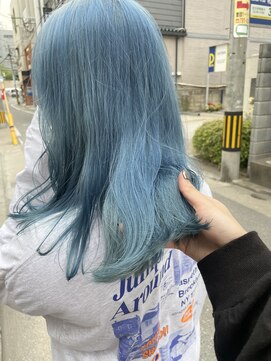 フウ(fuh) ブルー/ブルーカラー/水色カラー/ハイトーン/艶髪/髪質改善