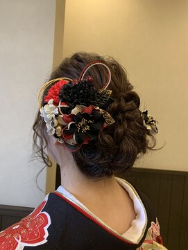 ヘアーメイク フェヌア(Hair Make fenua) 成人式アレンジ
