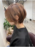ショートボブ