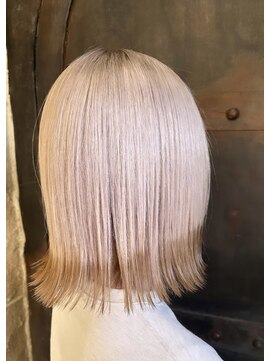 リリー(LILY) LILYエンドカラーホワイト☆