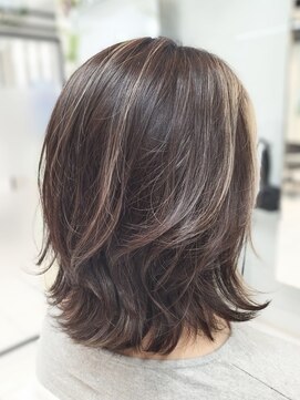 ヘアースタジオ ジェイワン(hair studio J ONE) 30代40代50代60代 フェイスフレーミングカラー ウルフカット
