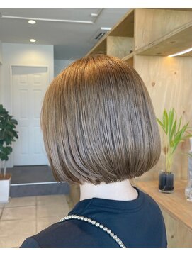 ヨーロー(YOLO) ミルクティーベージュ