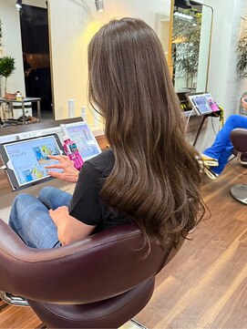 アルボーテルジェ(Art BeAute' ROUGET) 白髪ぼかしカラー/脱白髪染め/ライトブラウン/小顔カット/芦屋