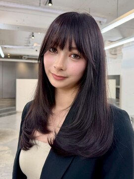 ヒュー 広島(HEW) 色気レイヤーカットダークグレージュ20代30代大人かわいい
