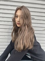 コア(Koa)&nbsp;【RINA】透け感たっぷりブリーチカラー