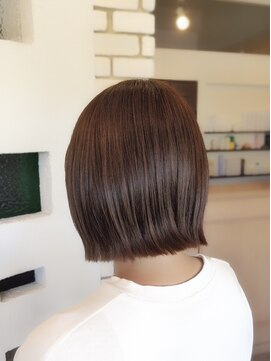 スニップ(SNIP) 切りっぱなしミニボブ