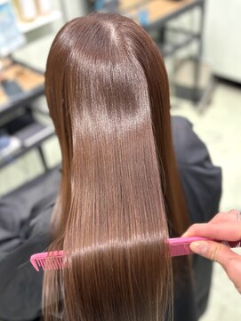 エスト 小倉(est) ブラウンカラー/プレミアム髪質改善トリートメント/ロング