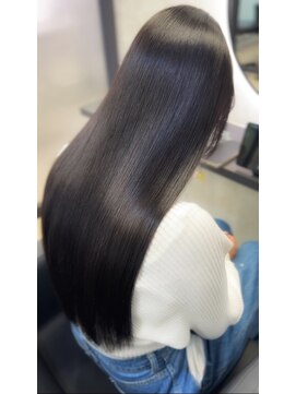 ユニー(uniii) 暗髪ロング