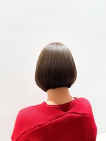 ヘアリラクゼーション クインズベリー(Hair Relaxation Queen's Berry) オリーブグレーアッシュミニボブ11.30
